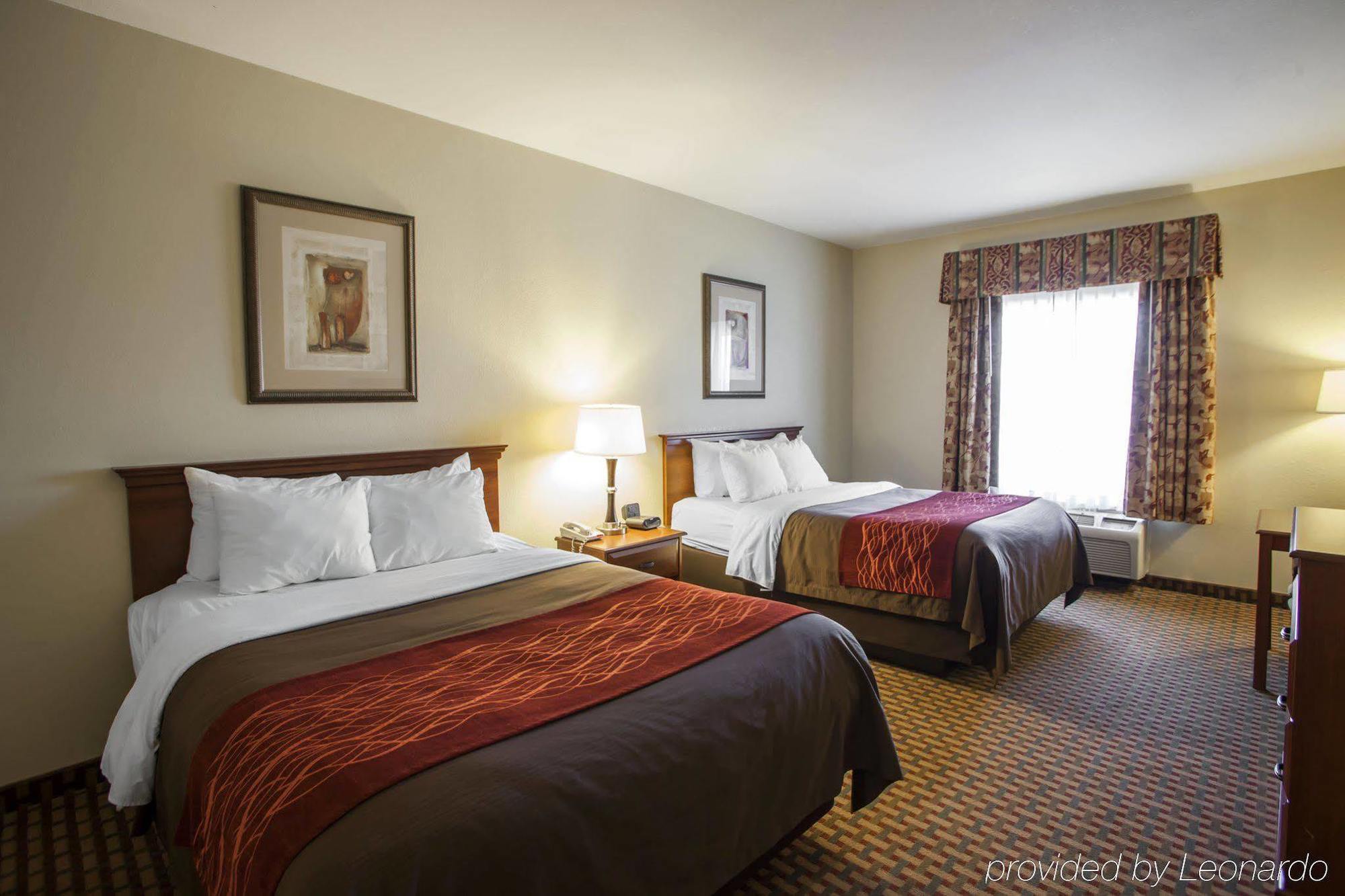 Comfort Inn & Suites Harrisonville Exterior foto